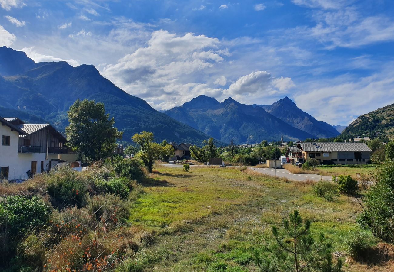 Appartement à Le Monêtier-les-Bains - Charmant T3 dans résidence neuve