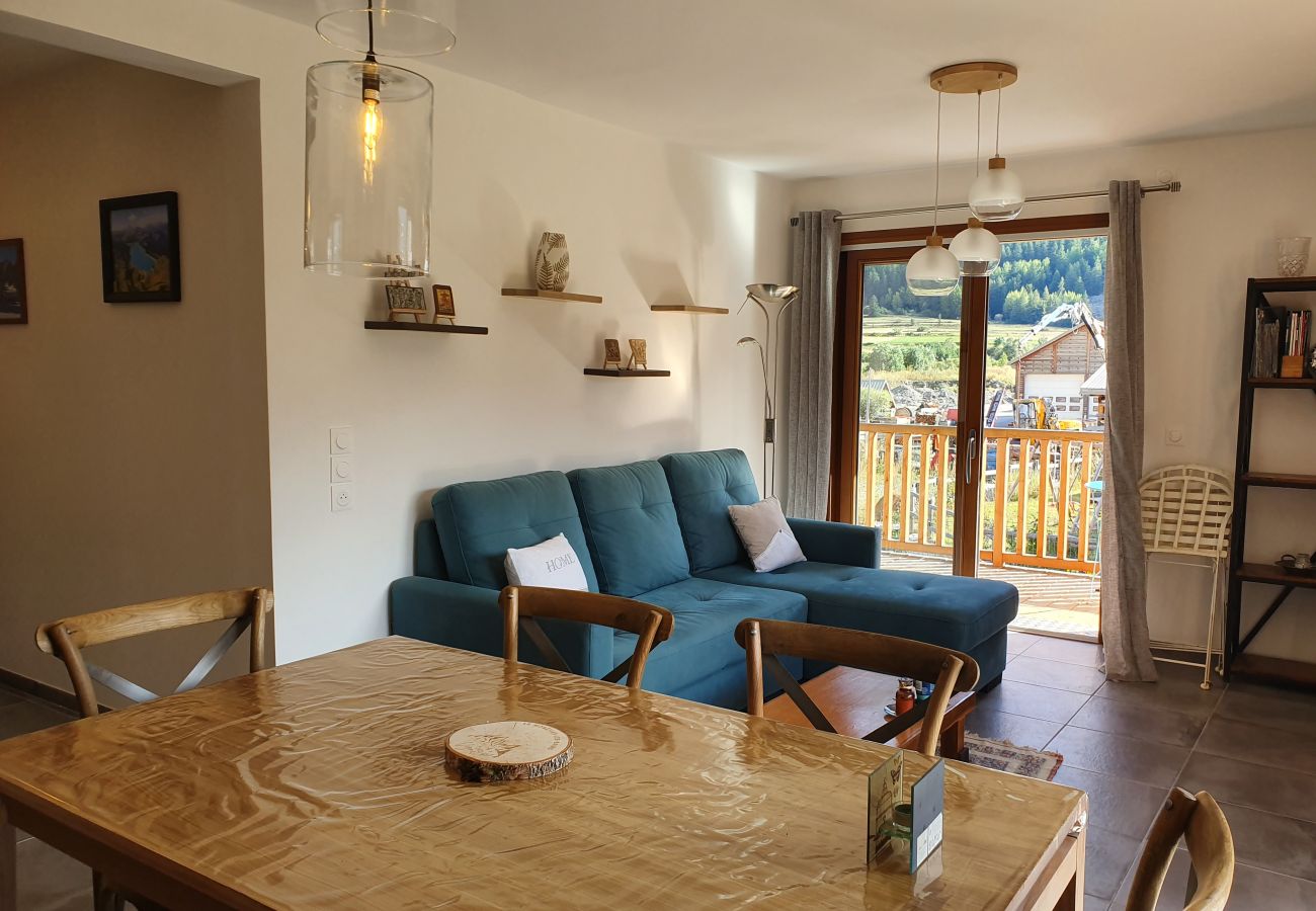 Appartement à Le Monêtier-les-Bains - Charmant T3 dans résidence neuve