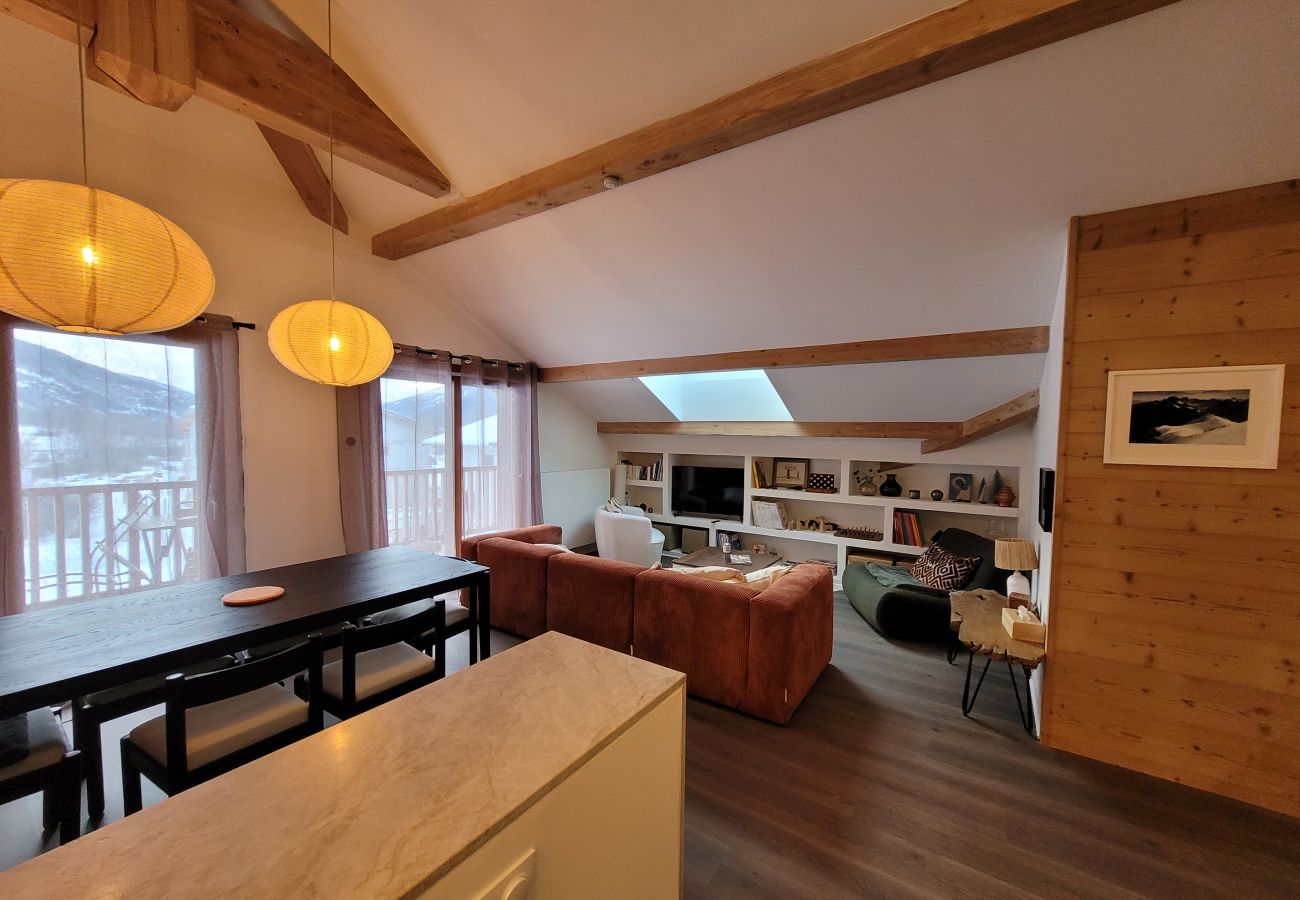 Appartement à Le Monêtier-les-Bains - Beau T3 neuf à 1km des pistes