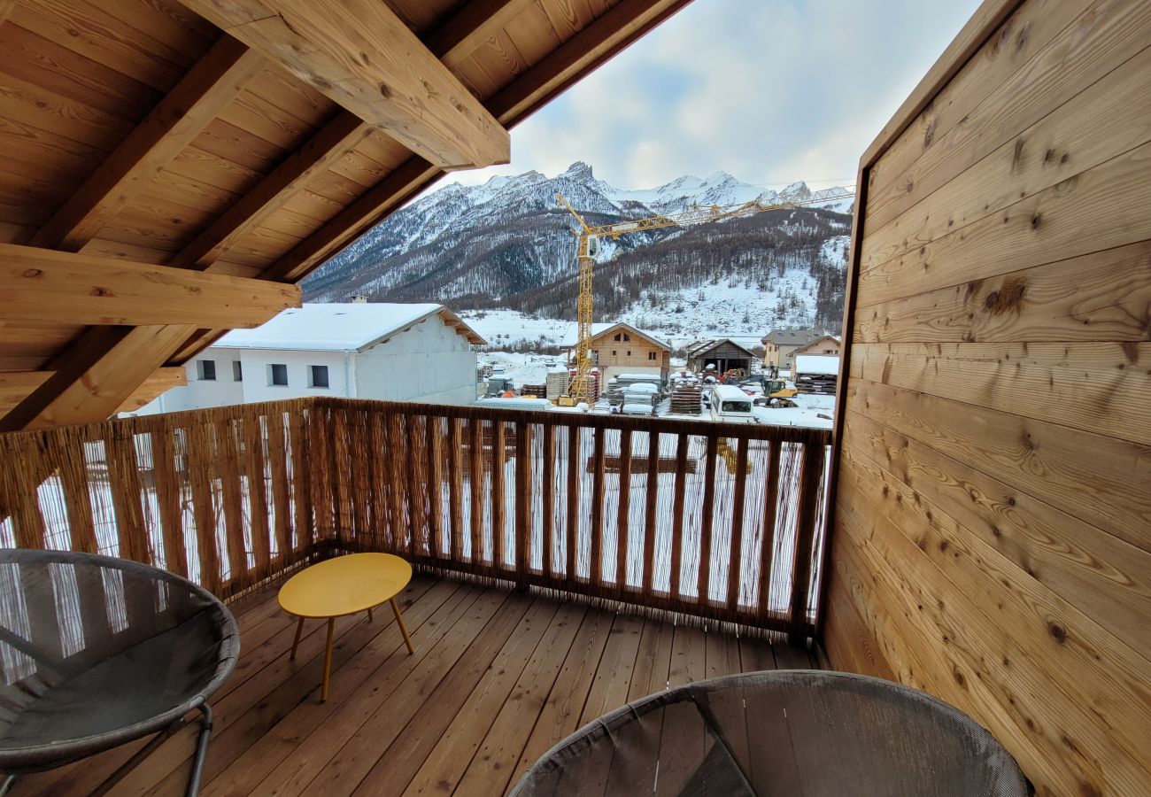 Appartement à Le Monêtier-les-Bains - Beau T3 neuf à 1km des pistes